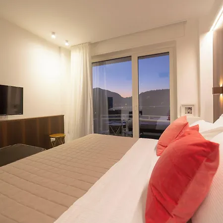 Le Stanze Del Lago Lake View-2